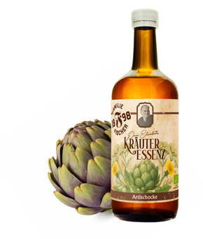 Eine braune Flasche mit einem Etikett, das "Kräuter Essenz" zeigt, neben einer Artischocke.